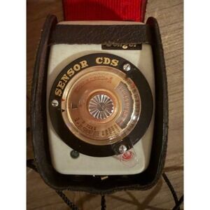 Vintage Soligor Sensor CdS Exposure Light Meter with Leather Case and Cord